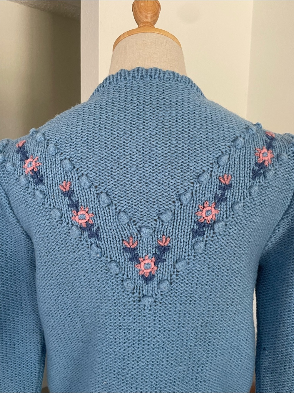 SOLD Vintage Giesswein Tirol Austrian Floral Cottagecore Boho Knit Cardigan - Picture 6 of 13